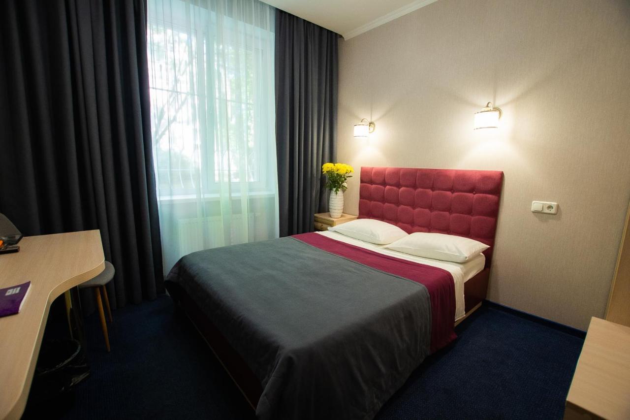 Grand Christer Hotel Kyiv Exterior photo
